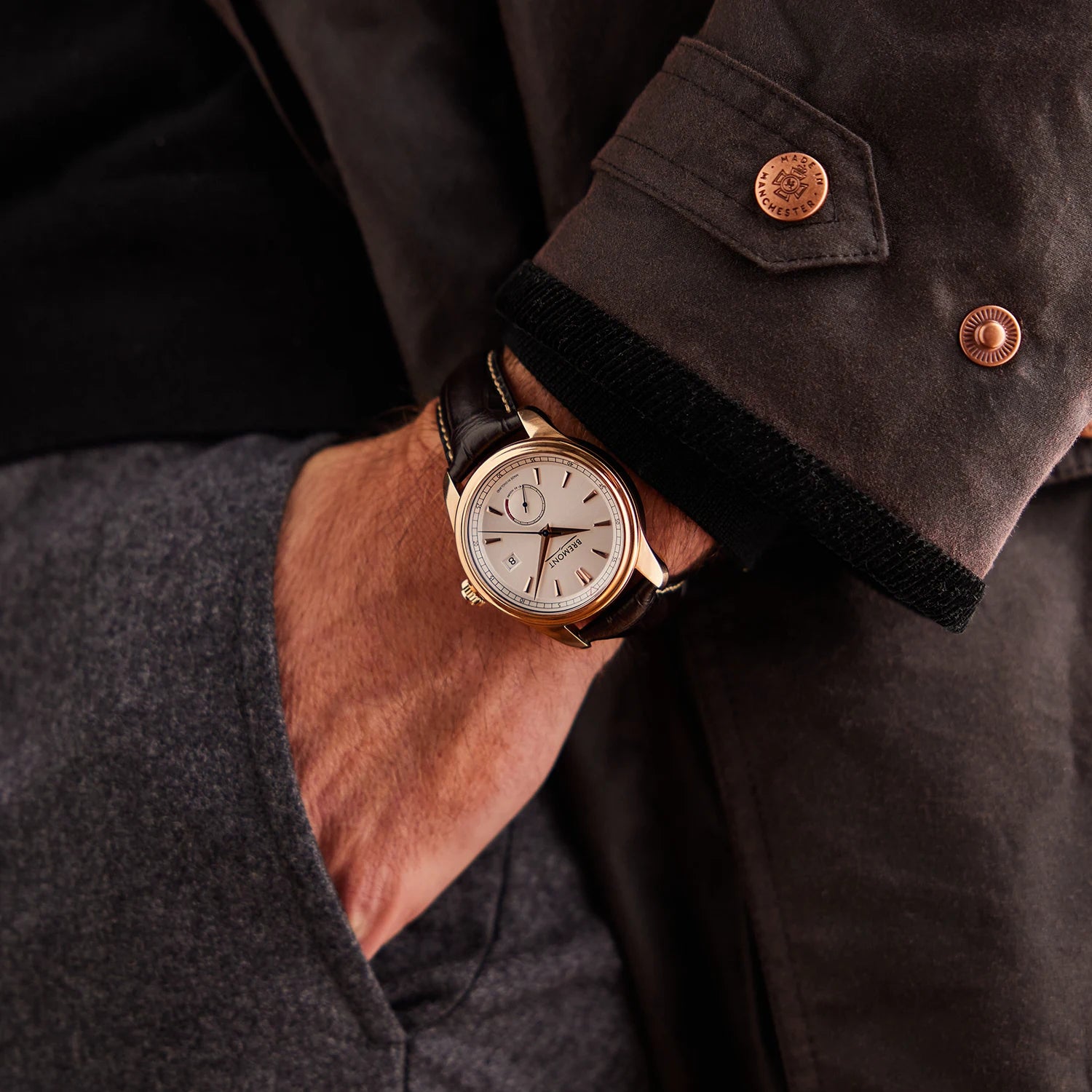 Gold top watch company